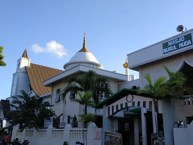 Masjid Nurul Huda Bandara Ngurah Rai — Masjid, Kuta & Legian