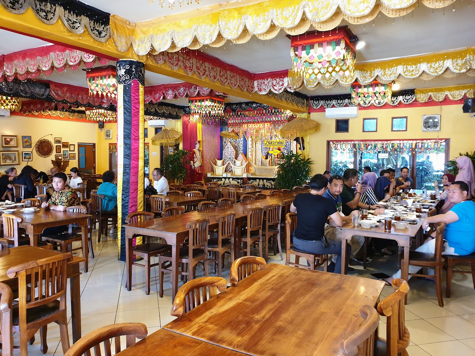 Natrabu Restaurant — halal Indonesian restaurant in Denpasar, Bali