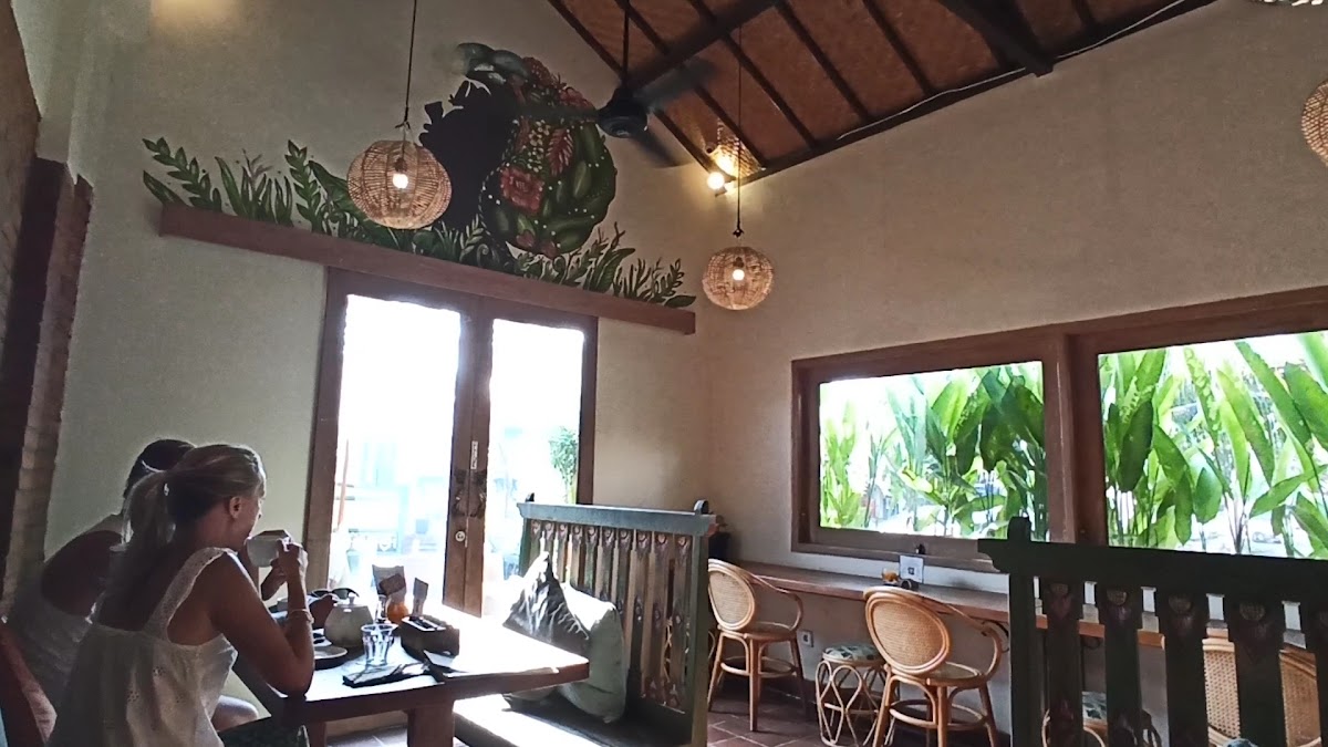 Bali Buda Shop & Cafe - Bukit — halal International restaurant in Uluwatu & Bukit — 3