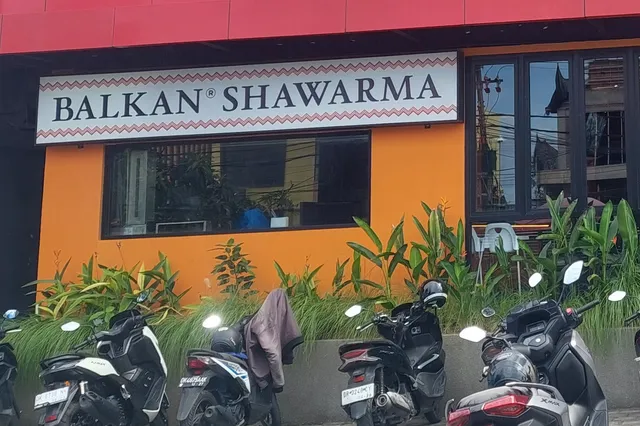 Balkan Shawarma Teuku Umar — halal Western restaurant in Kerobokan
