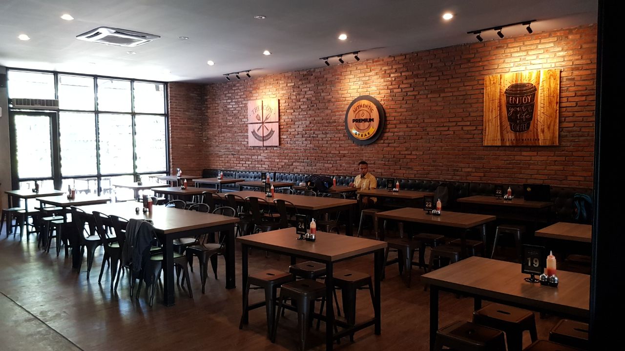 Waroeng Steak & Shake Kuta — halal Western restaurant in Kuta & Legian, Bali
