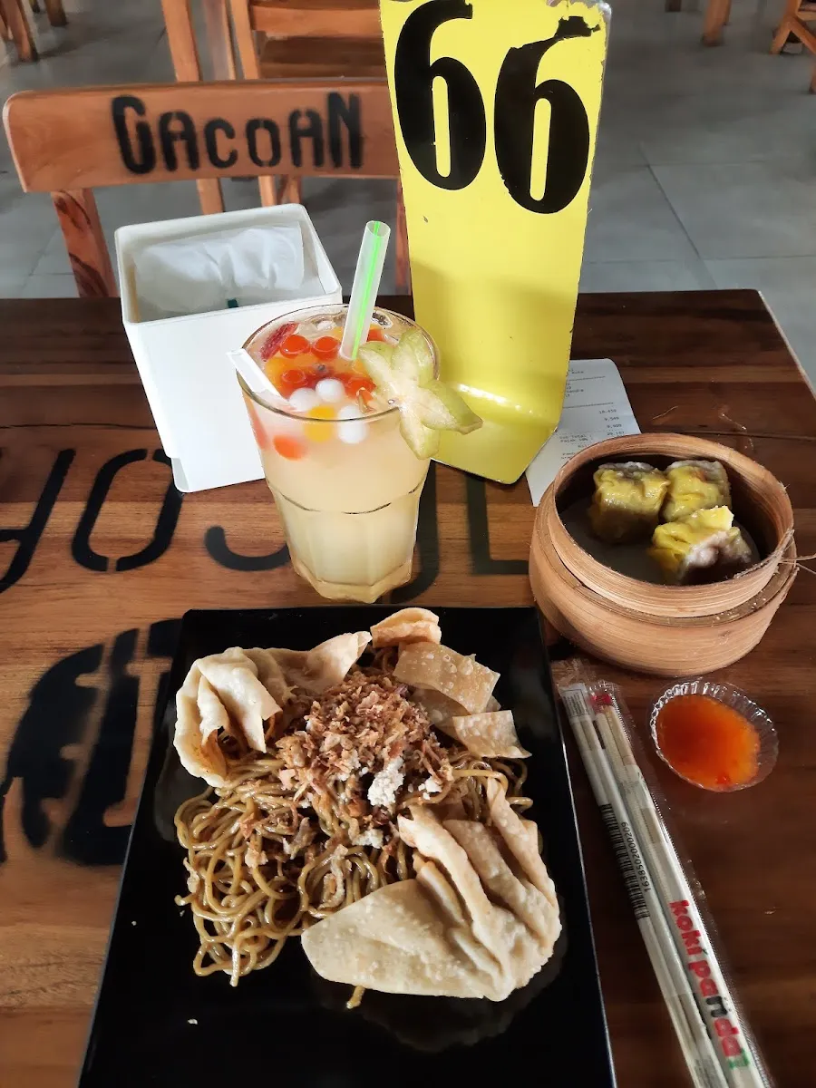 Mie Gacoan Raya Kuta — halal Indonesian restaurant in Kuta & Legian — 2